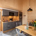Schwaigermuehle - Historic Charm & Modern Comfort 아파트 *